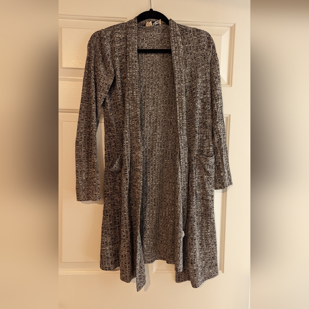 Hybrid & Company long grey cardigan